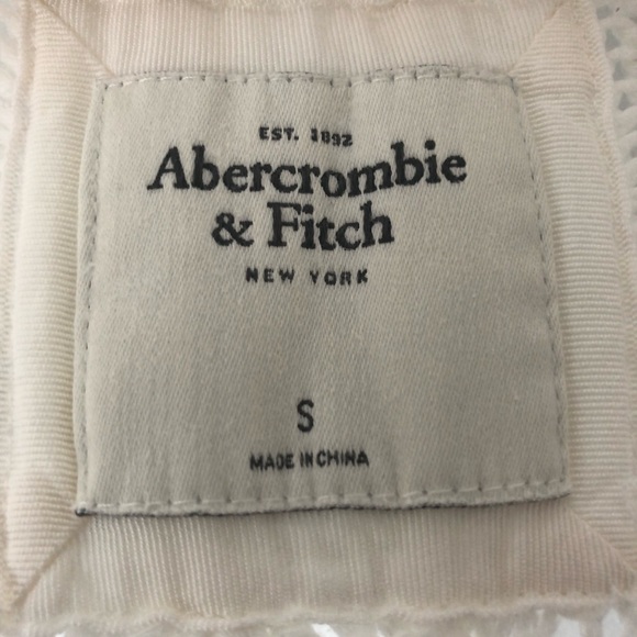 Abercrombie and Fitch - Cableknit Sweater - Picture 5 of 6